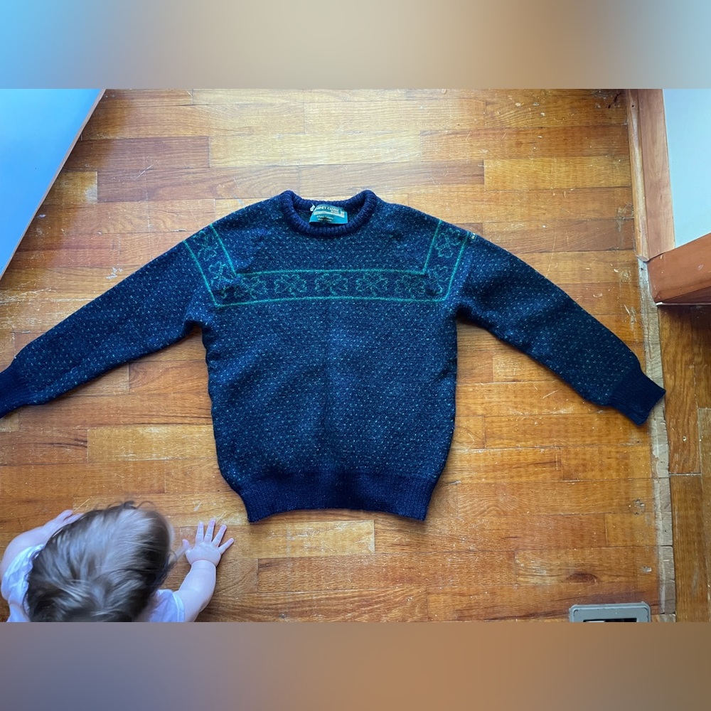 Vintage Kid’s Blarney Castle shamrock wool sweater